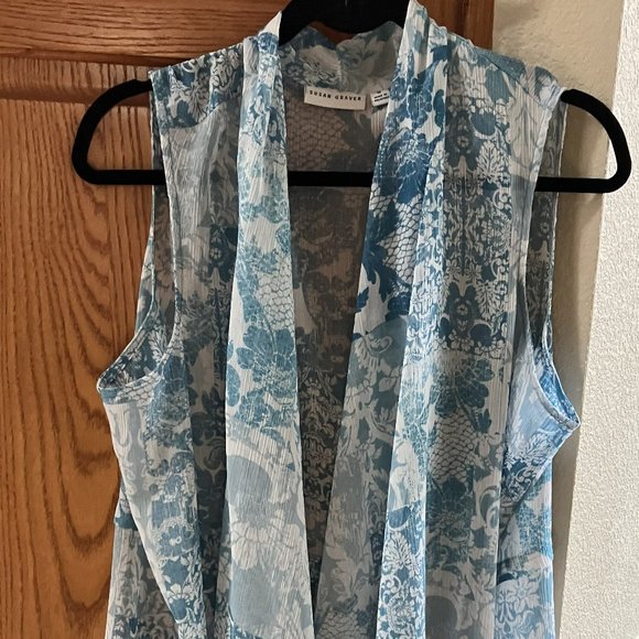 Blue Sheer Tunic Vest - Picture 2 of 4